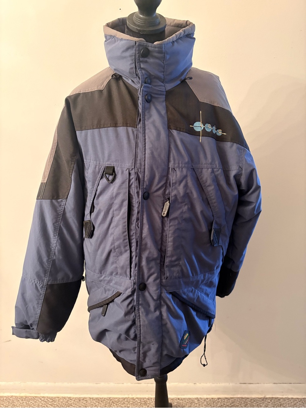 Men's Blue and Black Cold-Weather Parka Jacket Warm Outdoors Vintage Old Money